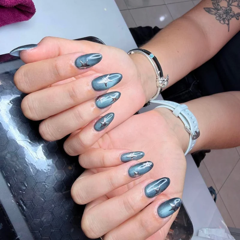LENA Nails & Beauty Da Nang — Velvet Magnetic Emerald Cat Eye